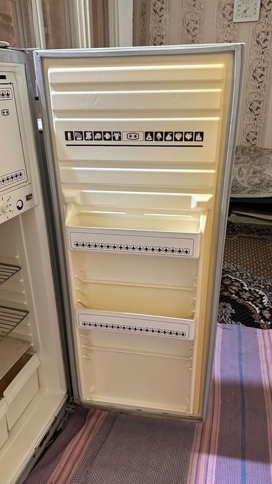 Холодильник SINO