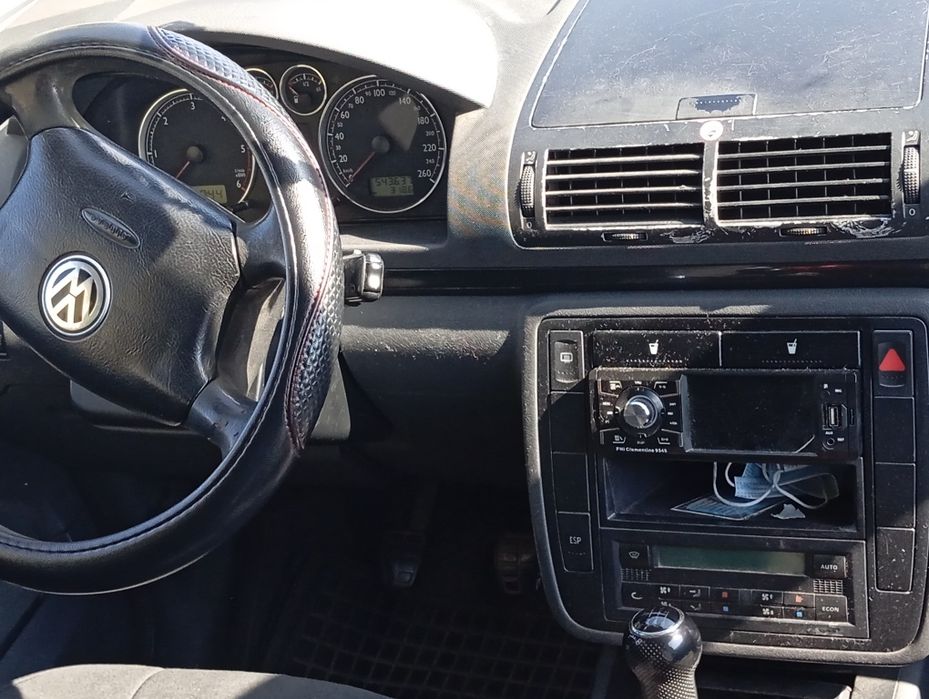 VOLKSWAGEN Sharan 2002 — imagine 2