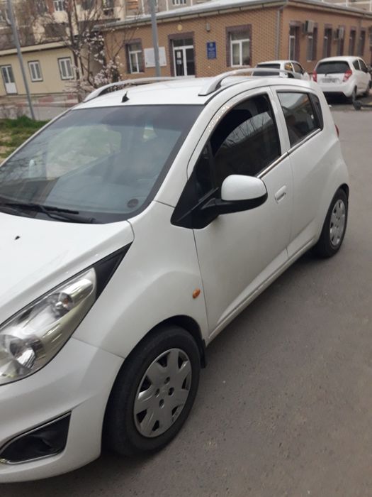 Автомобил спарк в хорошем састаяние