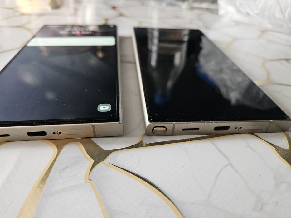 Продам телефоны.