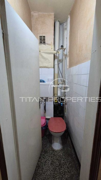 Продава се Тристаен апартамент в Пазарджик, Запад - 84 кв.м за 914 €/кв.м - Снимка #13