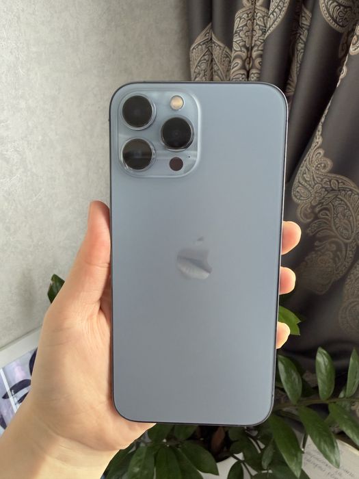 Iphone 13 Pro Max , 256 гб в идеальном состоянии