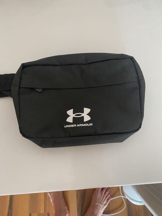 borseta underarmour putin folosita