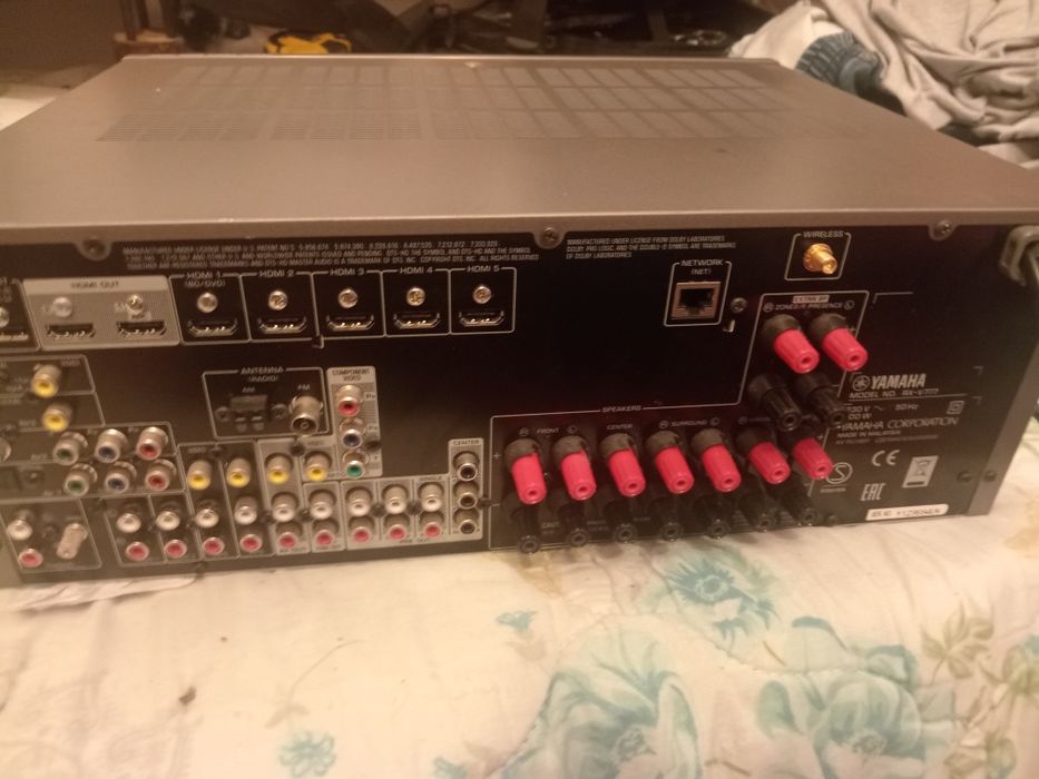 Anplificator yamaha rx v777