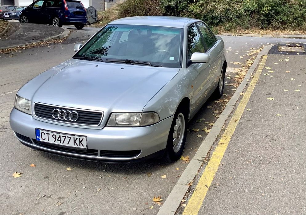 Продава Audi A4 1.8