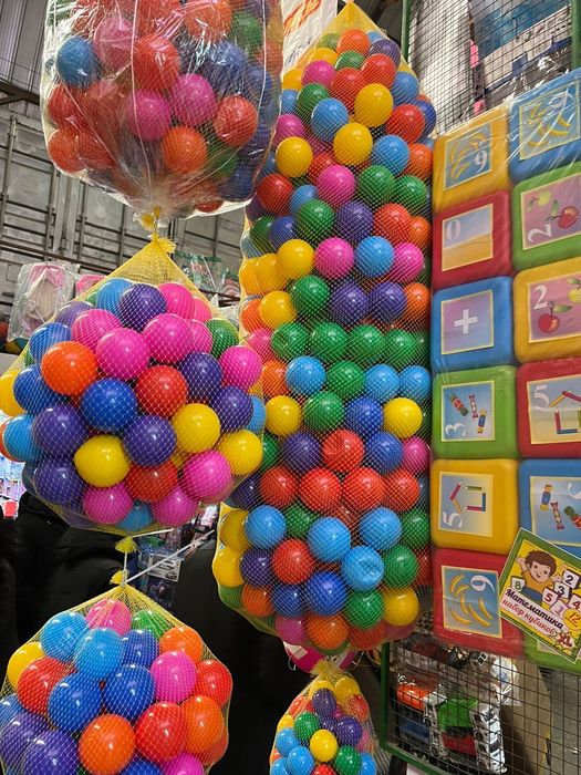 Шарики для бассейна