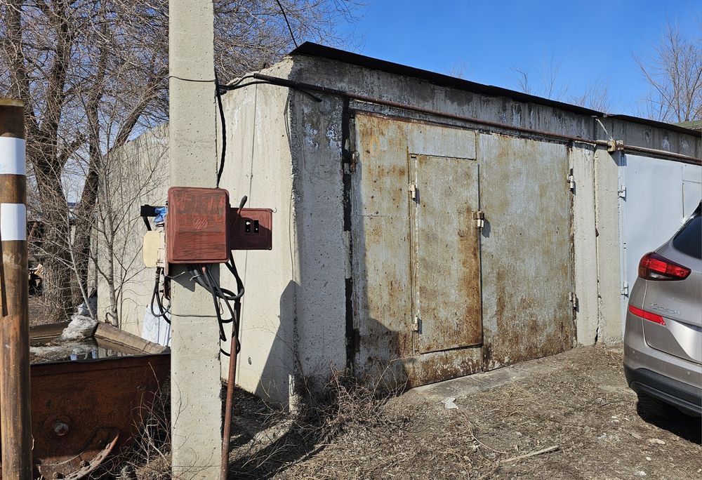 Продам гараж в 13 обществе