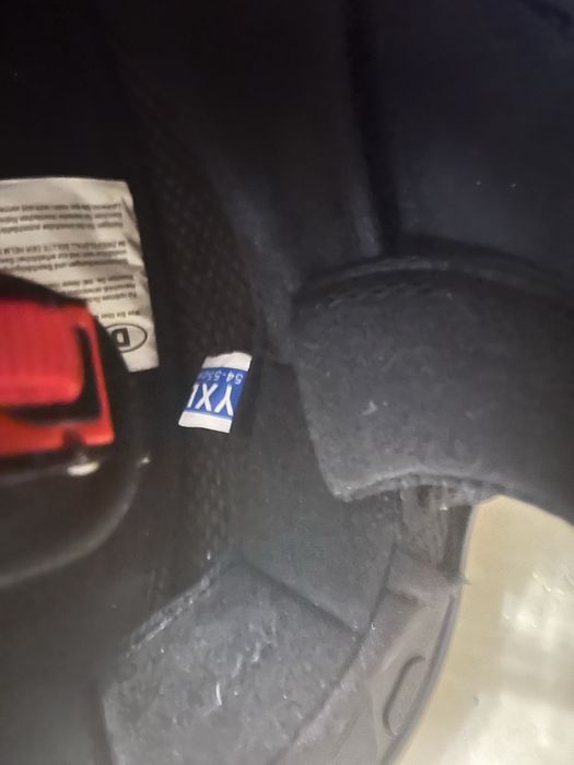 Каска 54-55 см запазена