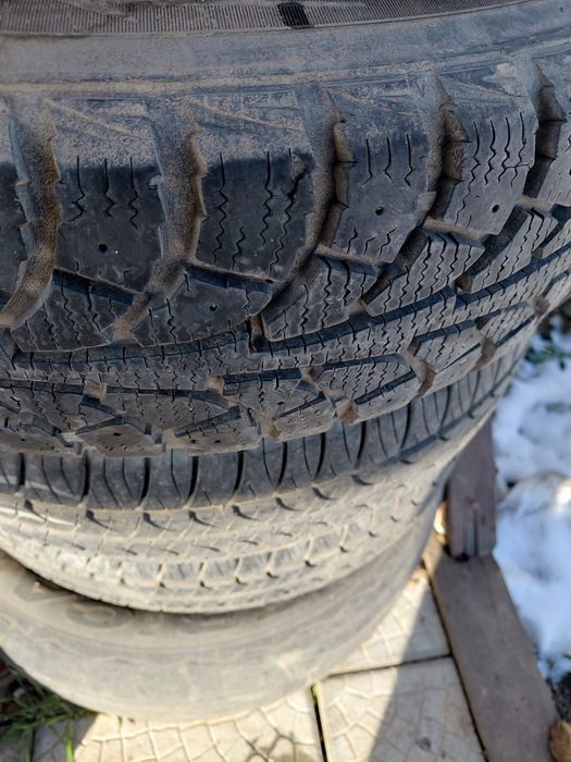 Cauciucuri iarna 175 65 R14