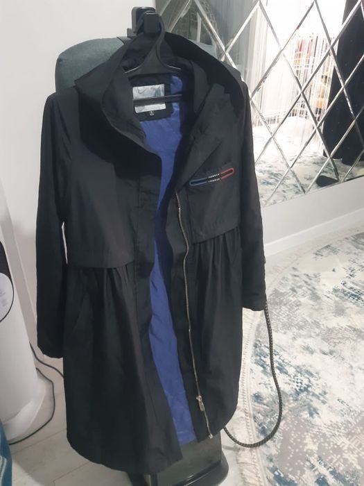 Продам плащ и пиджак.