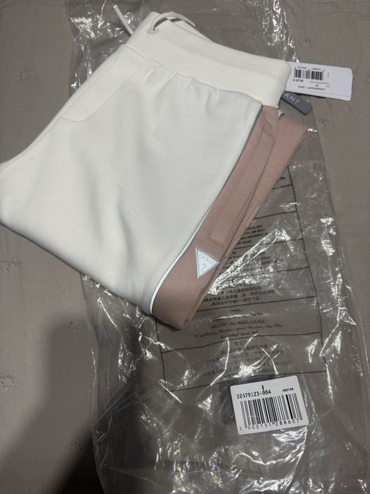 Долница отигинална Guess