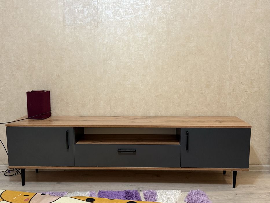 Подставка для телевизора