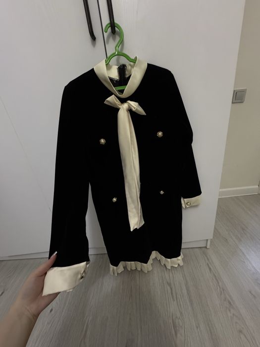 Продам платье класическое