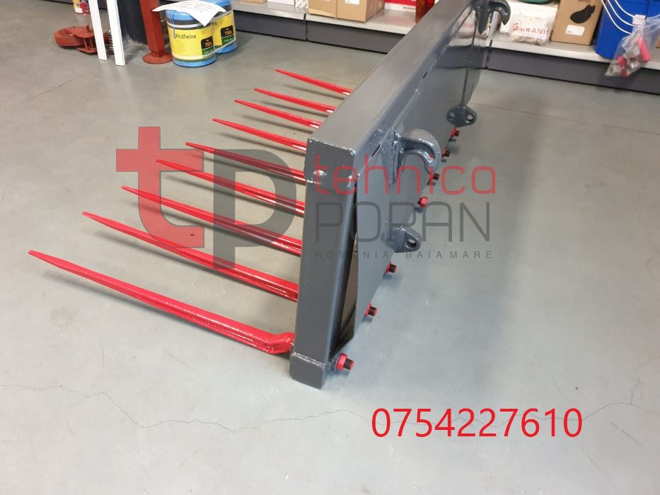 Furca pentru gunoi cu 9 tepuse negre/rosii - tehnicapopan.ro