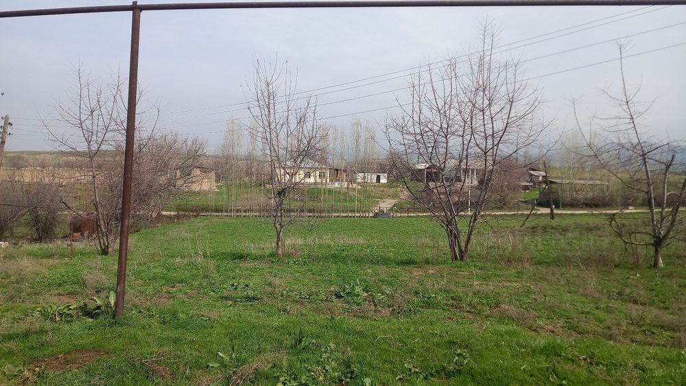 Участка сотилади