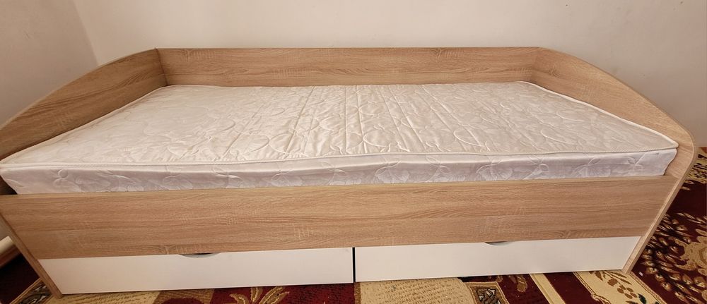 Диван 1адамдық сатылады