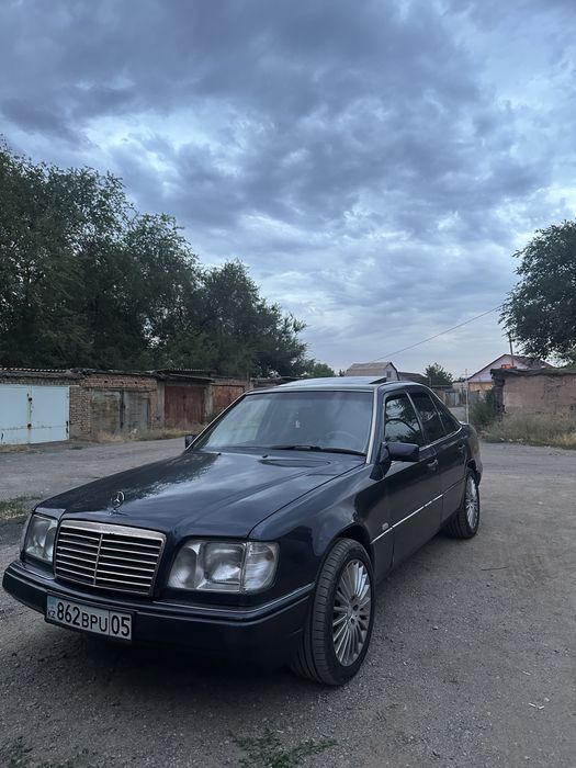 Продам Мерседес 124 Е280