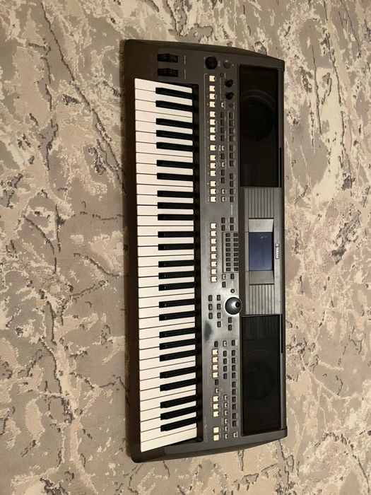 Синтезатор YAMAHA пср 670