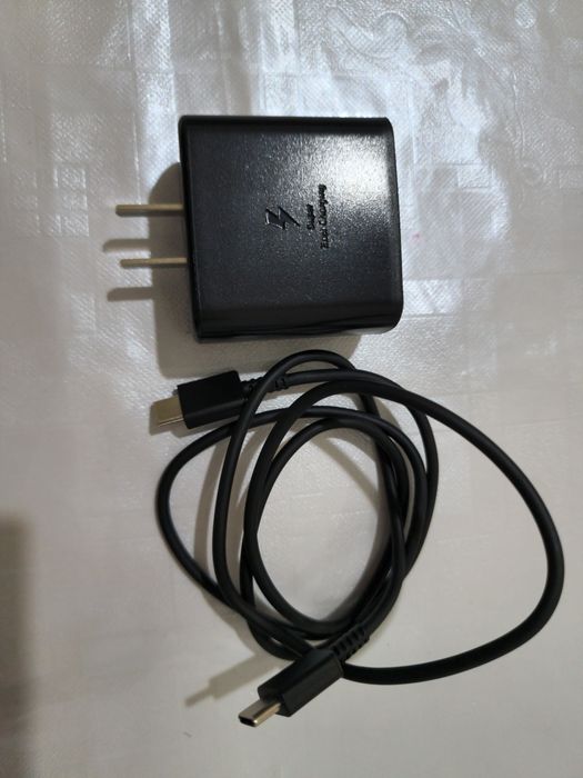 samsung зариатка 45w новый