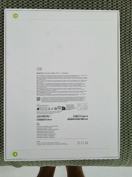 Tableta APPLE iPad Pro 13" (M5) Wi-Fi + Cellular, 2TB, 16GB RAM, Standard Glass, Silver