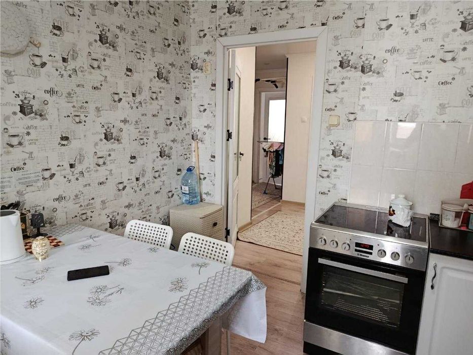 Трехкомнатная УП 8 микрорайон