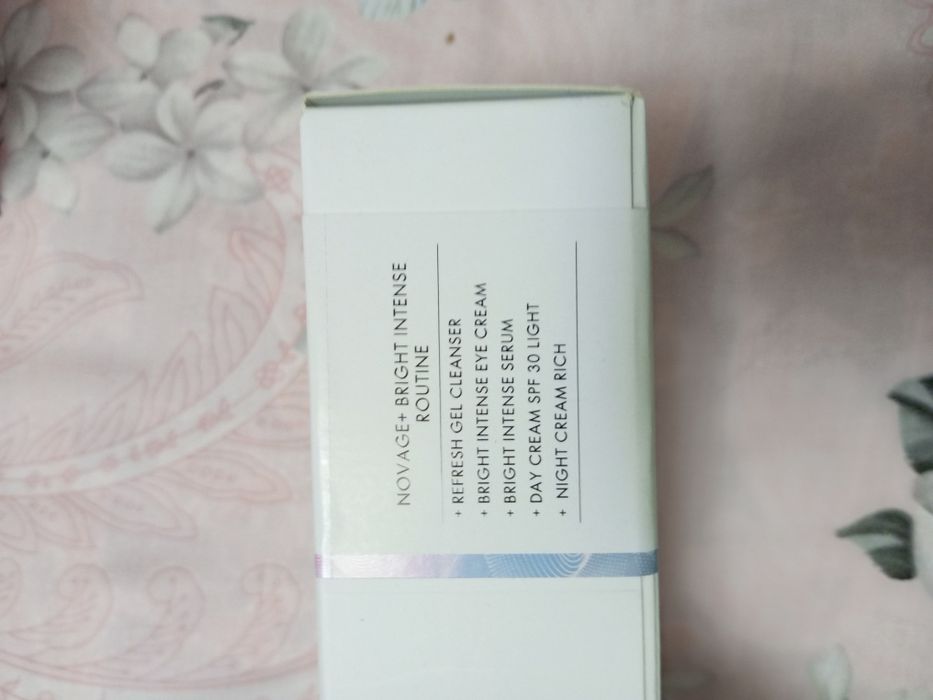 Novage yuz uchun nabor ayollar yuz turiga qarab