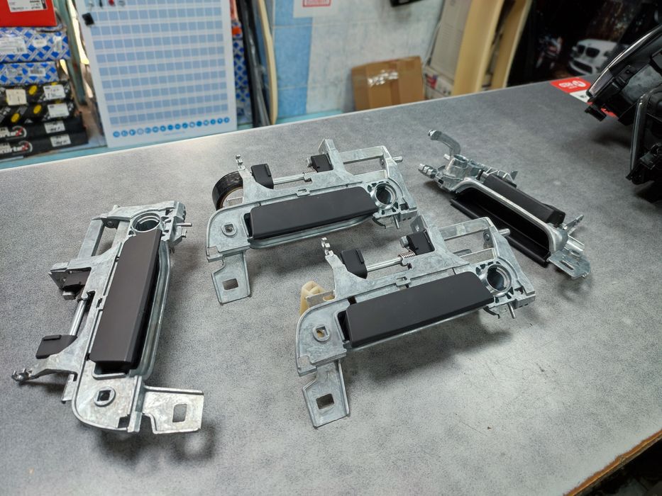 Автозапчасти BMW E34 E39 бленда