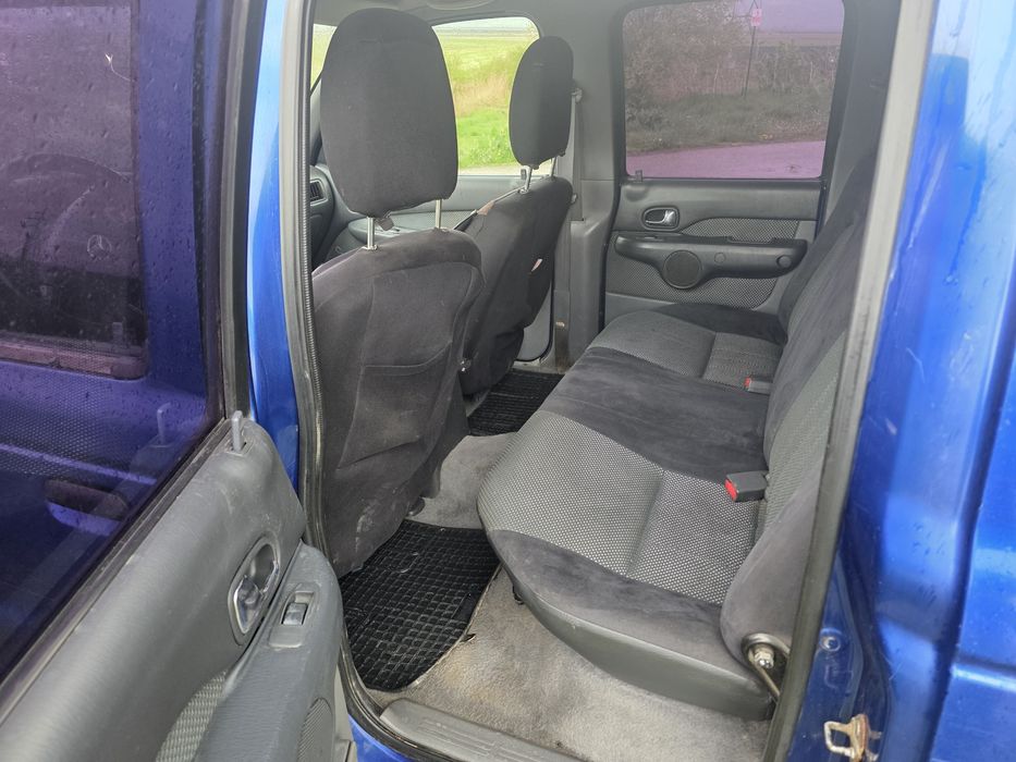 mazda B2500 4x4 reductor