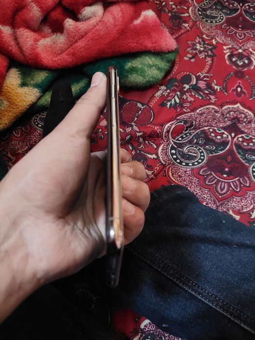 Iphone Xs max 256 xolati zor