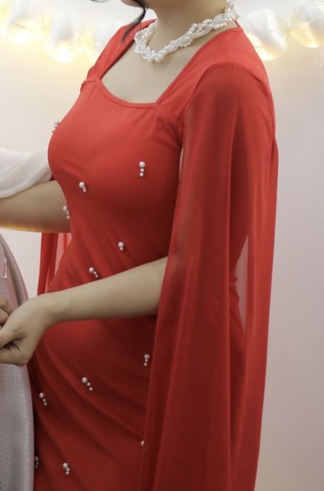 Вечерние платья