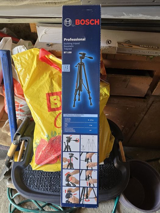 BT 150 Professional Строителен статив