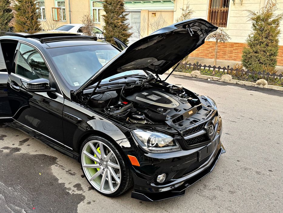 Mersedes W204 C63 BRABUS Body kit Небитая Состаяние Идеално