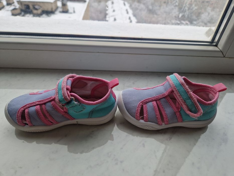 Сандалии для садика 23размер