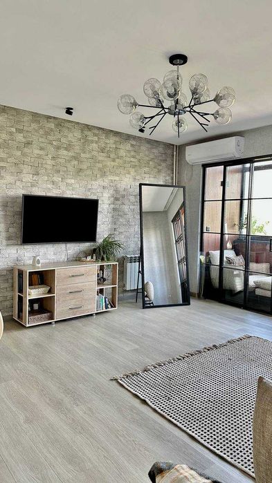 Сдаётся уютная 4х ком кв-ра, ор-р Дружба Народов  P5