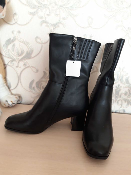 Продам Обувь р.37-38