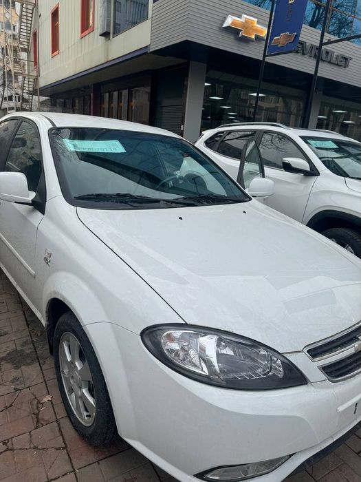 Lacetti 2024  avtomat