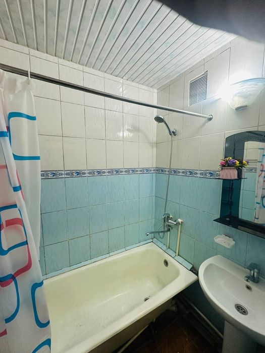 Sergeli 7 dan 2 xonali dom ijaraga