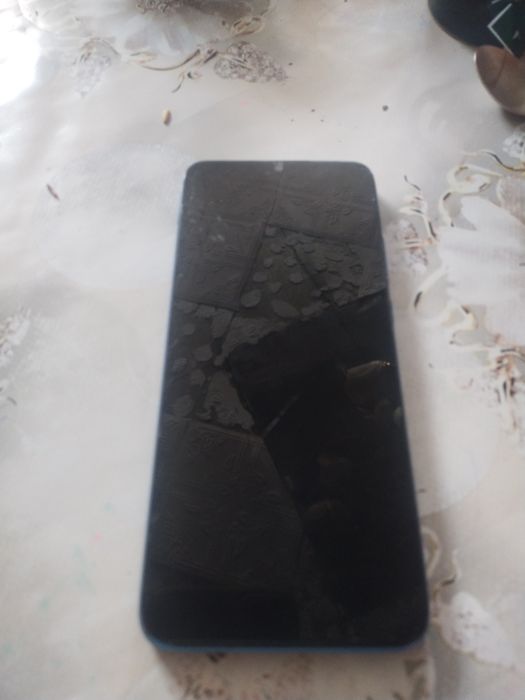 Продам редми 10c 128 за 7000