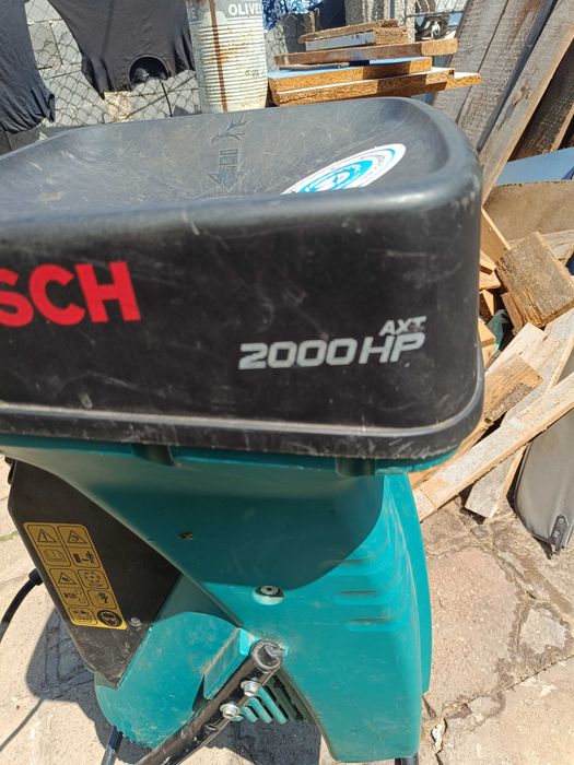Дробилка за клони bosch 2000 вата