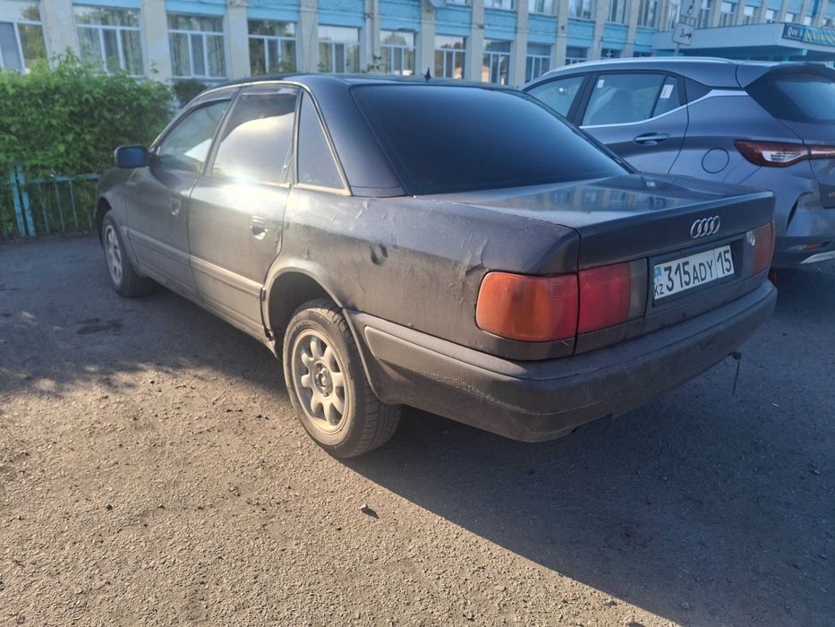 Продам ауди 100 2.3 с4