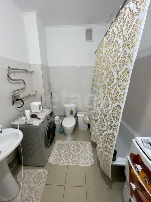 Продам 2 квартиру на Батыс 2