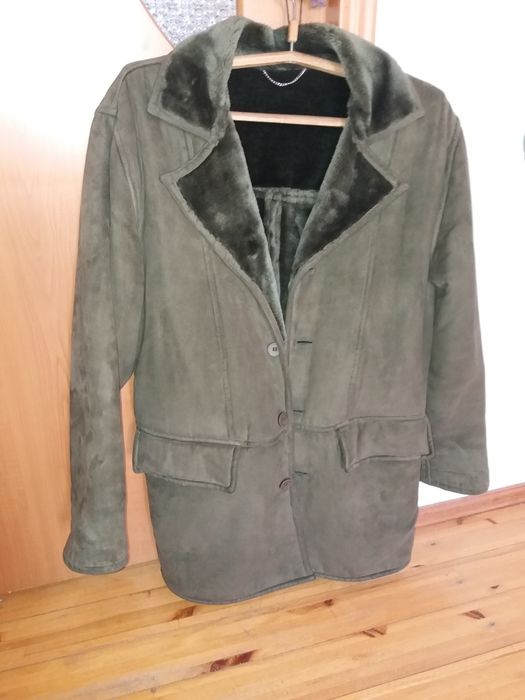 Продам куртку мужскую