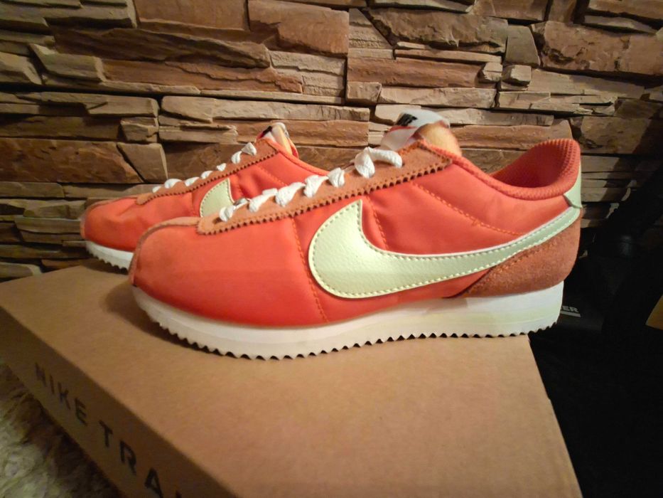 Дамски сникърси Nike