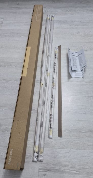 Rama televizor Samsung The Frame Pro 65"/163cm, Sand Gold, metalica, noua
