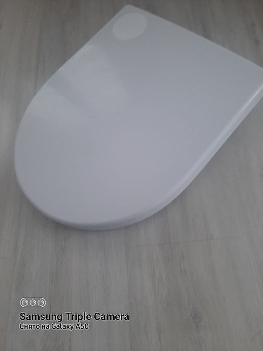 Крышка  для унитаза