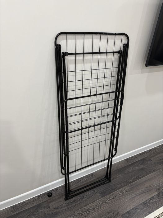 Продам сушилка и утюг.