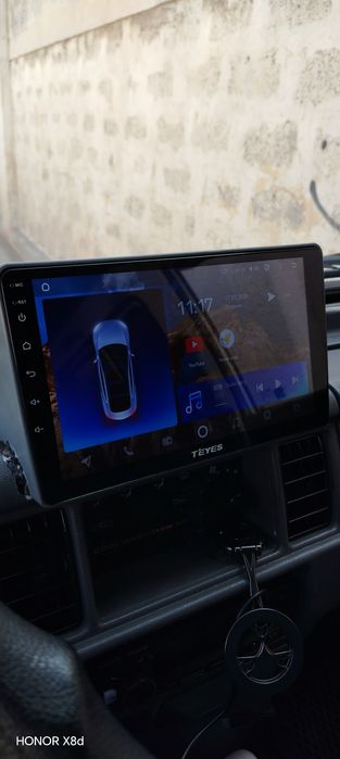 Монитор TEYES срочно сотилади