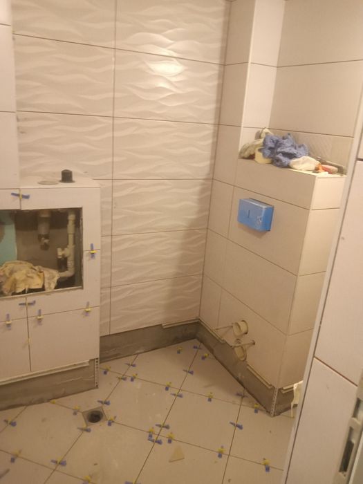 Вътрешни и външни ремонти