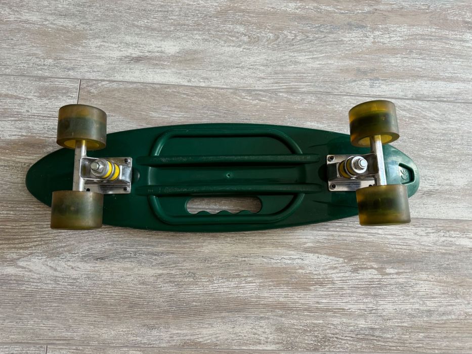 Скейтборд б/у почти новый