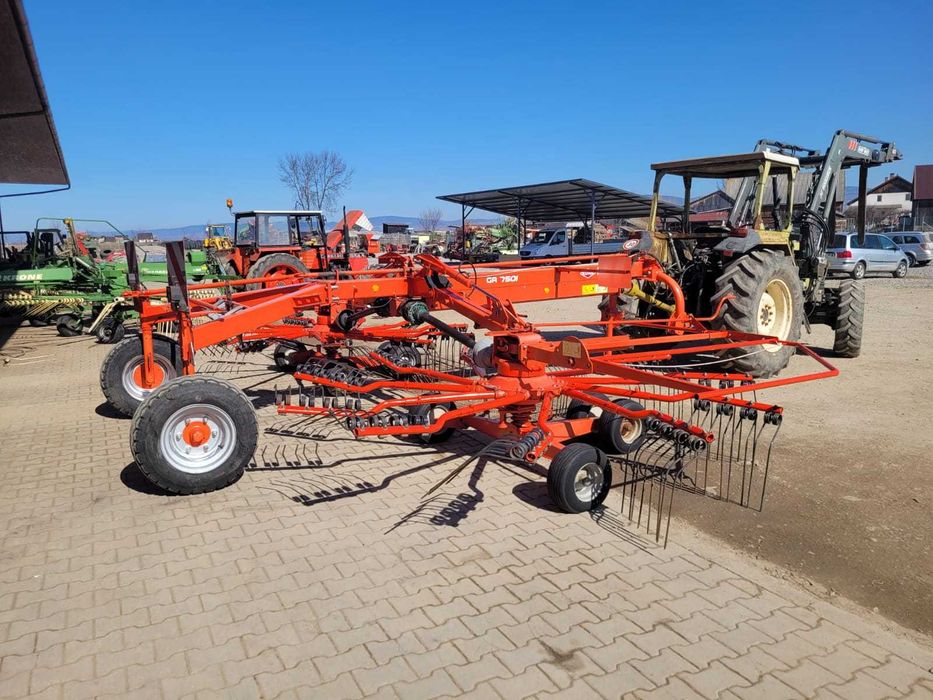 Grebla de adunat fan dublu Kuhn